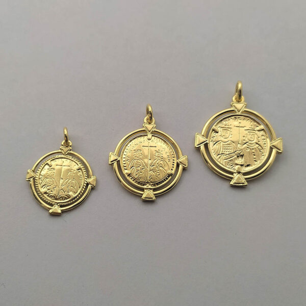 Byzantium Era Gold Pendant with Beads   138-139-140