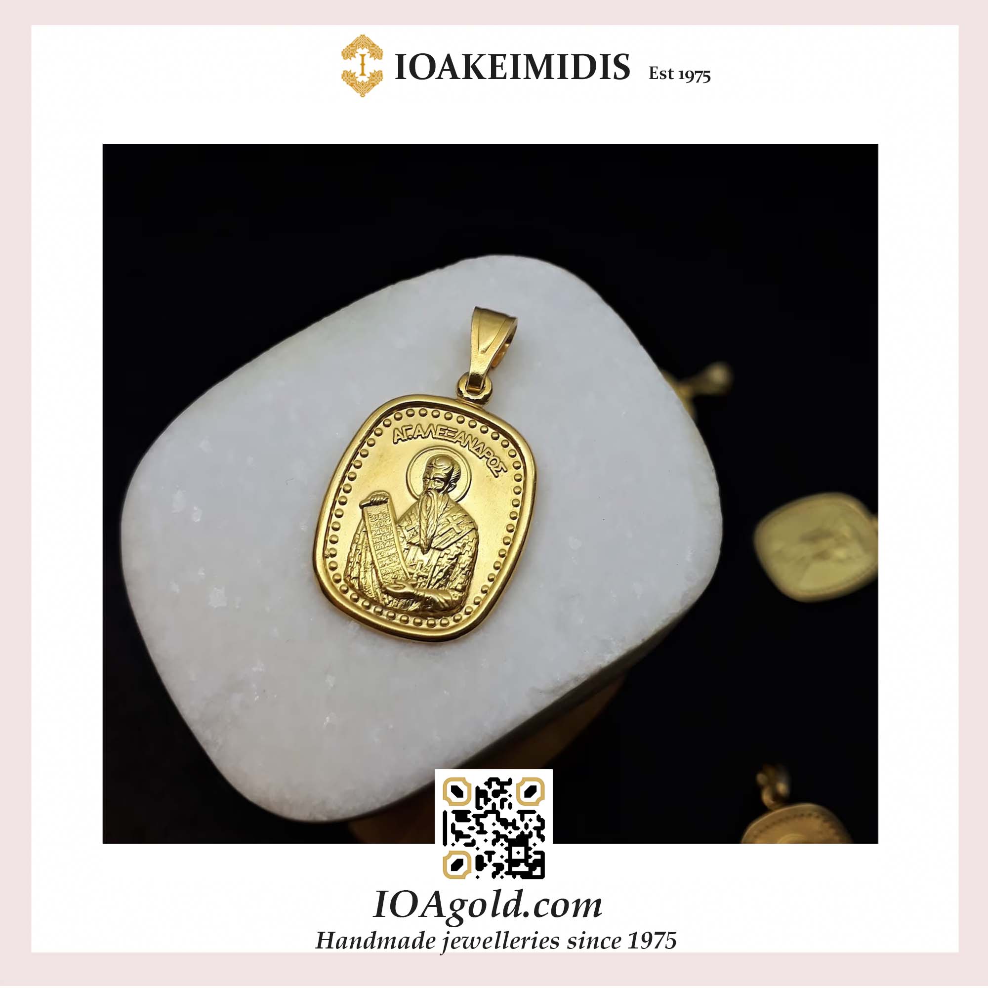 saint-Alexander-gold-pendant