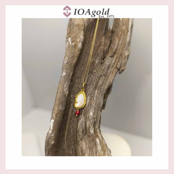 Gold pendant 14k with mother of pearl- Angel wing with coral bead