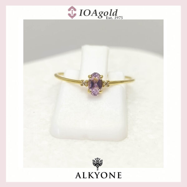 Gold ring 14k Amethyst navette stone with 2 diamonds