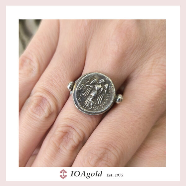 Great Alexander double face ring