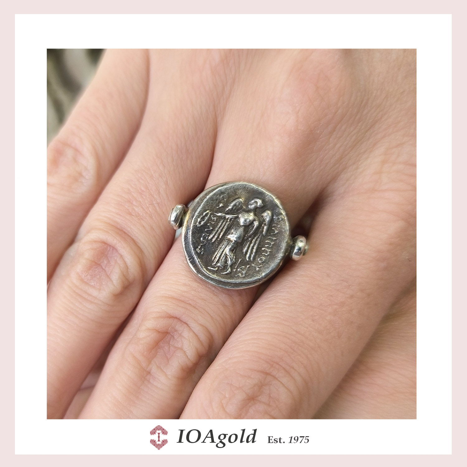 fa-ring Alexandros (basileio Fillipou) one side close up fa-ring Alexandros (basileio Fillipou) one side close up