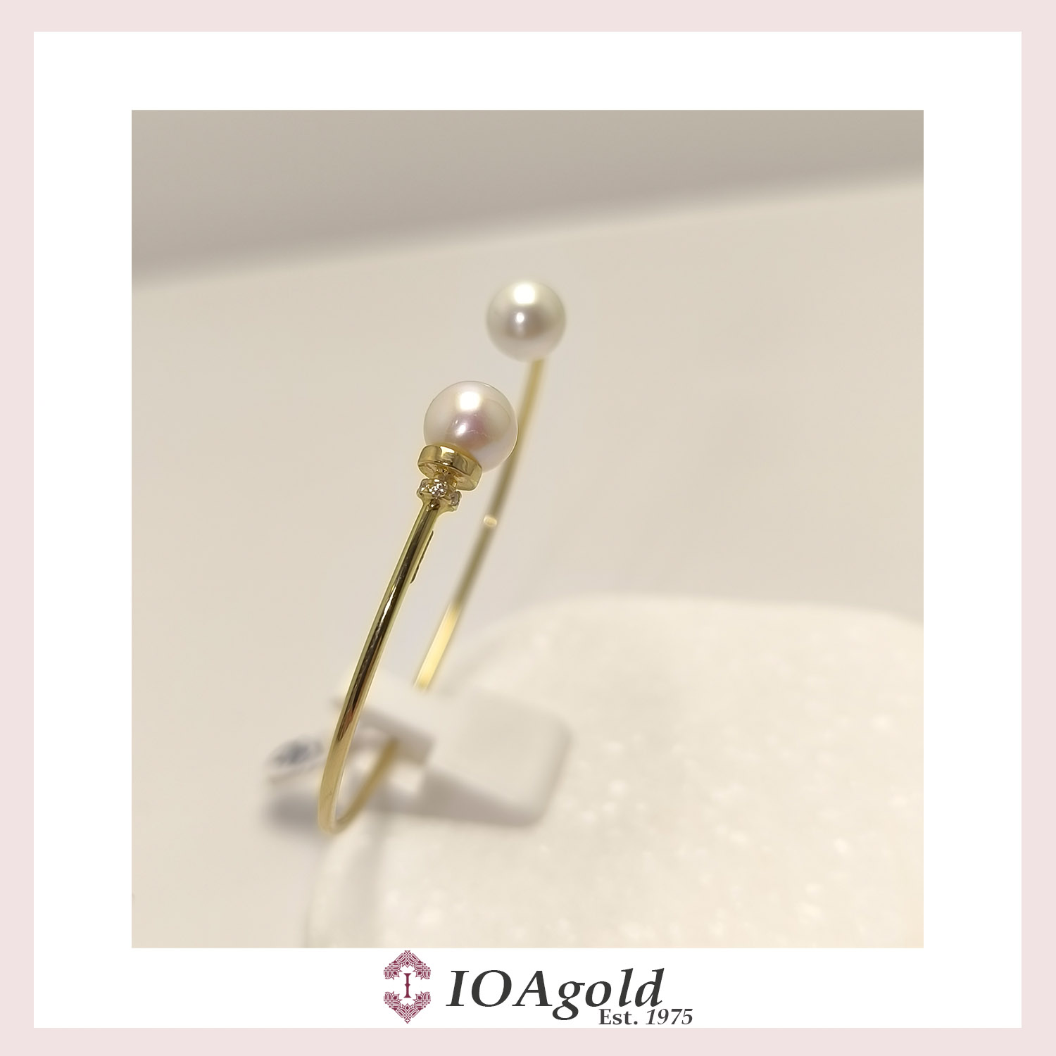 ioa-gold 14k cuff – Pearls and white zirconia stones a