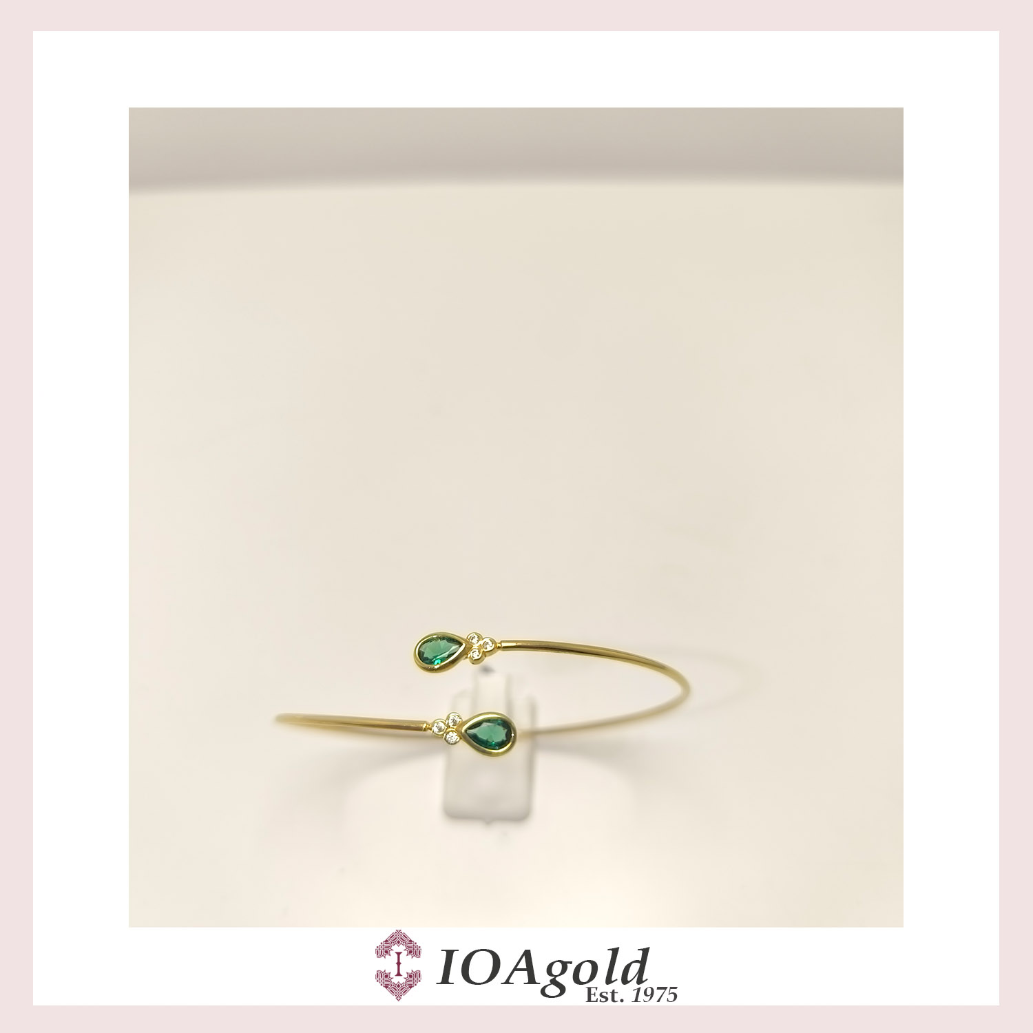 ioa-gold 14k cuff – Pearls and white zirconia stones d ioa-gold 14k cuff – Pearls and white zirconia stones d