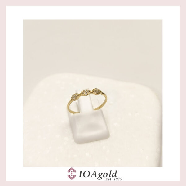 Gold ring 14k – petit sweet3 white stones