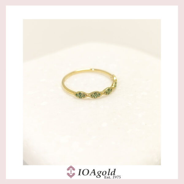 Gold ring 14k – petit sweet5 Green stones