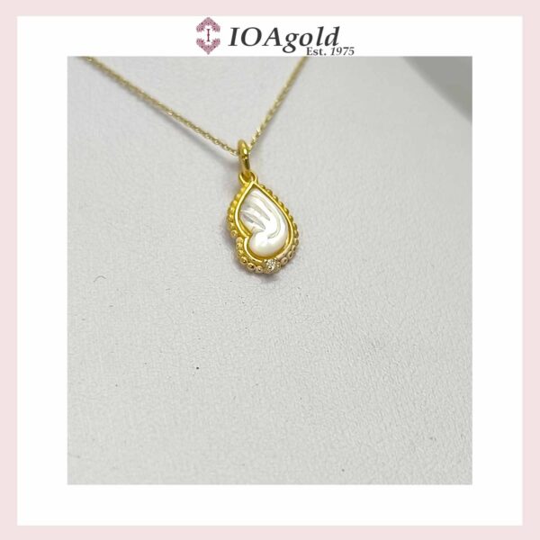 Gold pendant 14k with mother of pearl- Angel wing grannes with diamond