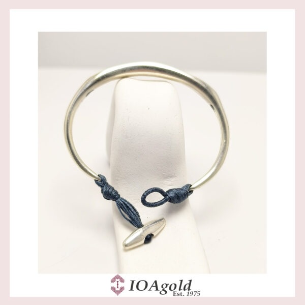 Silver 925 cuff with blue stones