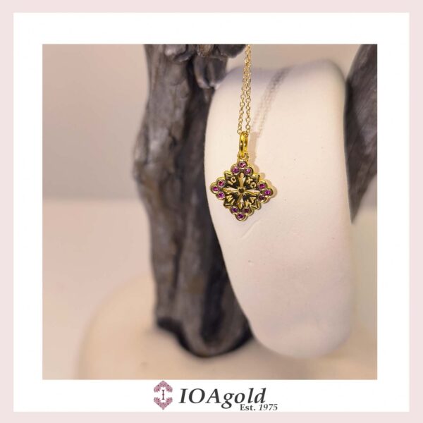 Gold pendant – Psw2.b-white-ruby stones